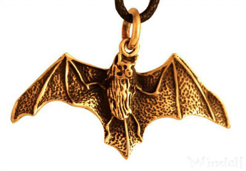 Bat - chain pendant made of bronze