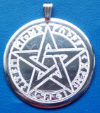 Pentagramm mit Runen (Kettenanhnger - Messing)